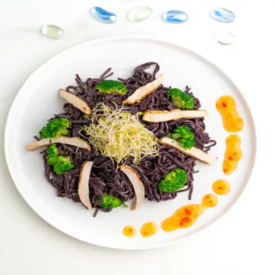 Black Noodles Chicken