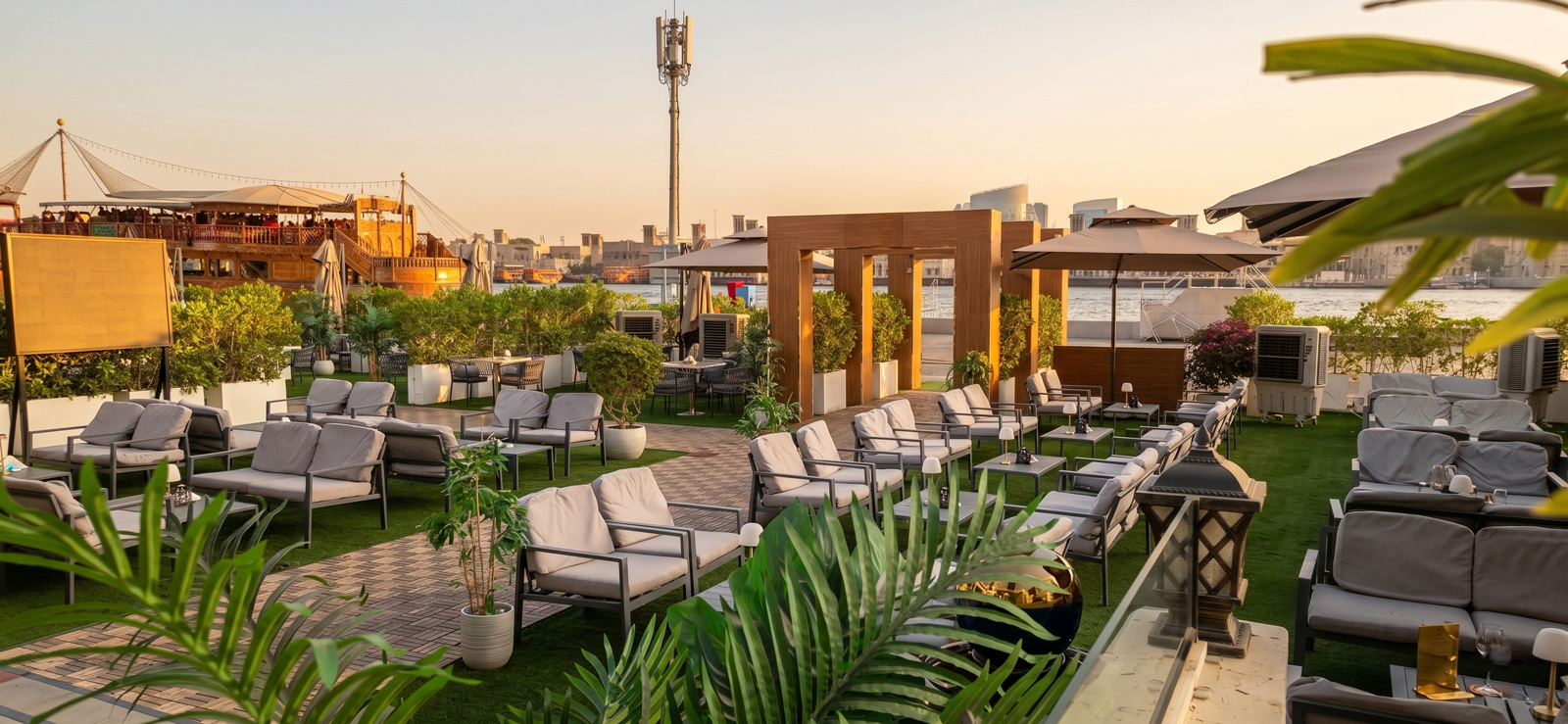 River Lounge Dubai Creek Waterfront